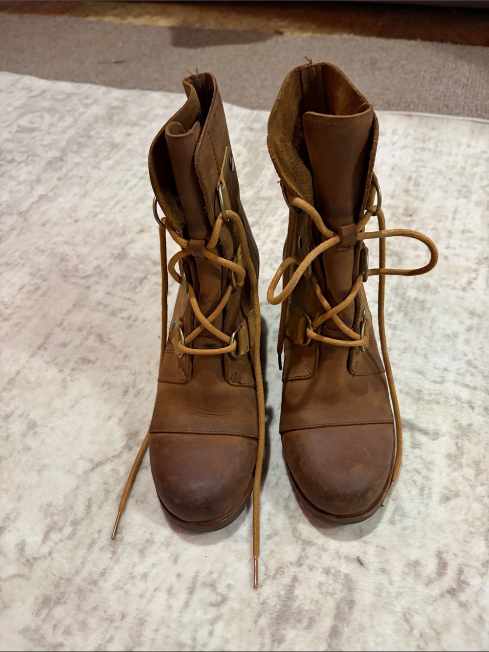 Sorel Tan Leather Lace-Up Ankle Boots